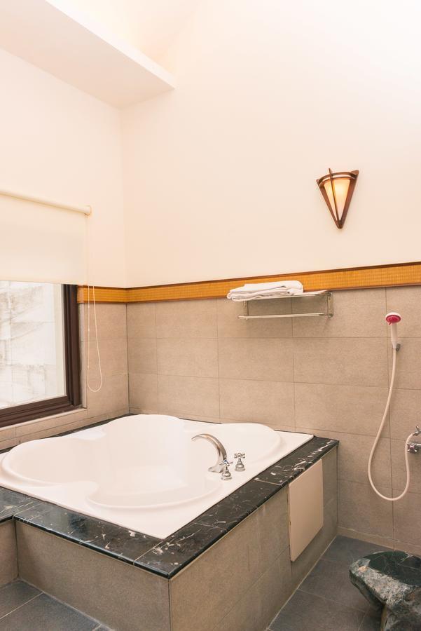 Palm Villa Guesthouse Nantou Zewnętrze zdjęcie