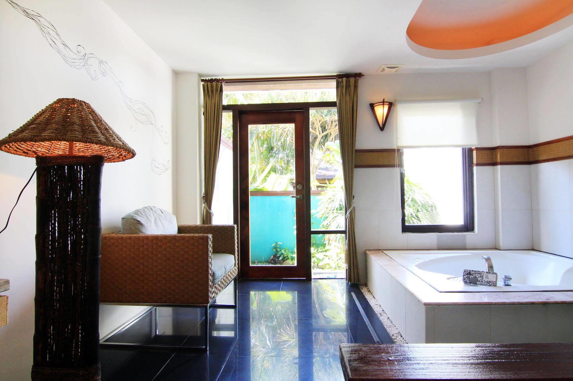 Palm Villa Guesthouse Nantou Zewnętrze zdjęcie